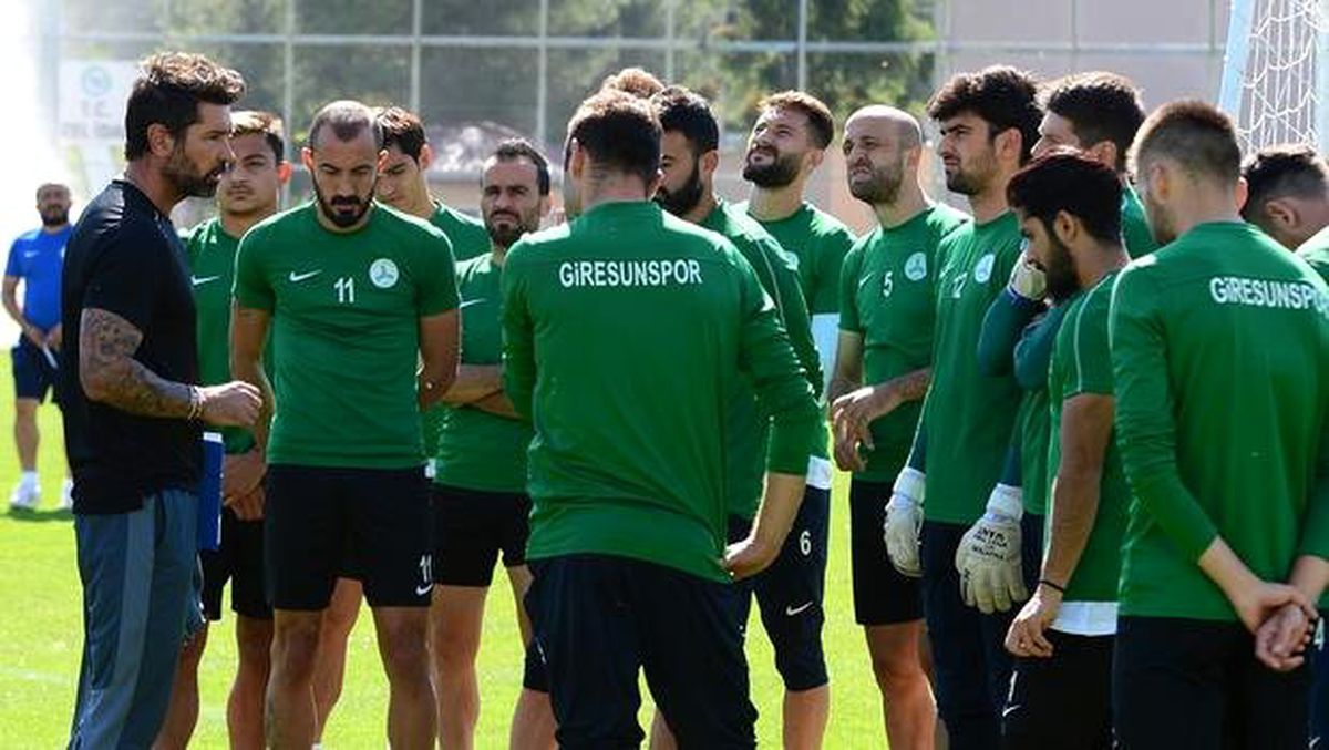 Hakan Kutlu: "Bu takımın halledilmeyecek sıkıntıları yok"