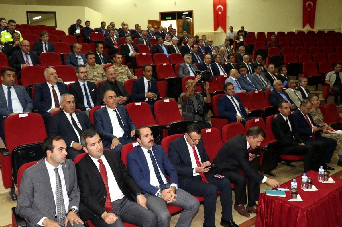 İl Koordinasyon Kurulu toplantısı Vali Arslantaş başkanlığında yapıldı