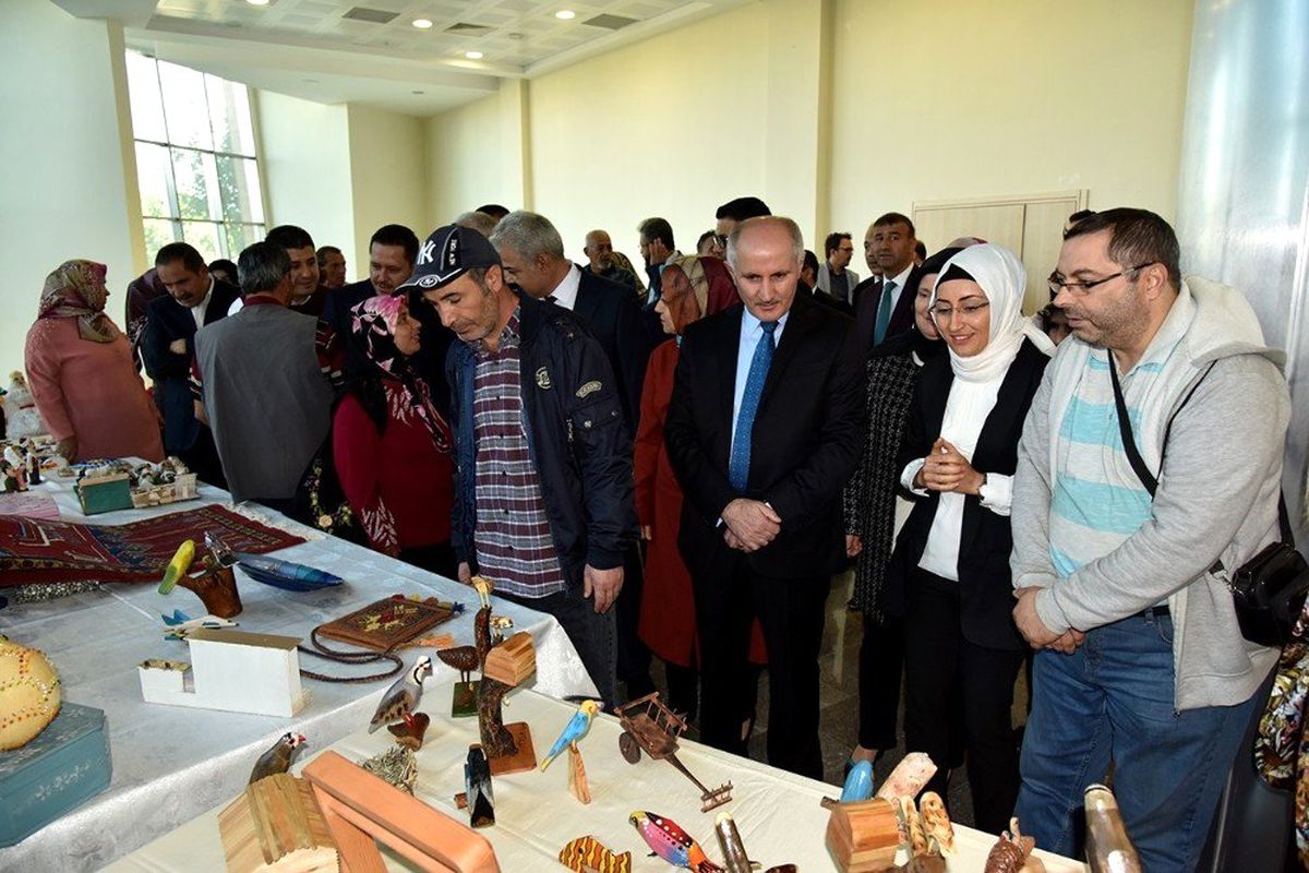 Karaman\'dan Kültürel Yansımalar El Sanatları Sergisi açıldı