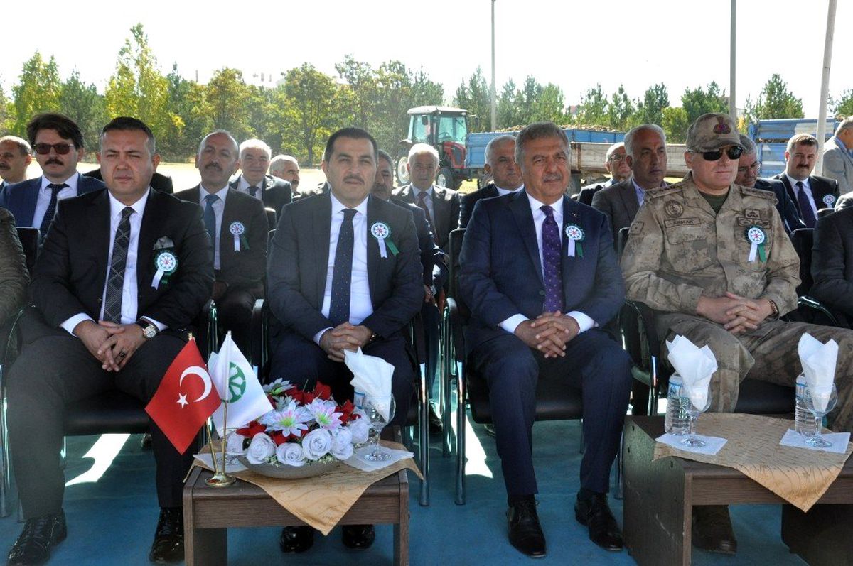 Kars Şeker Fabrikasında pancar alım kampanyası başladı