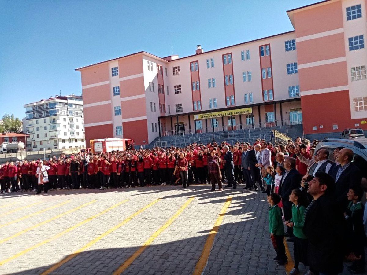 Kent Konseyi İtfaiyecilik Haftasını tatbikat ile kutladı