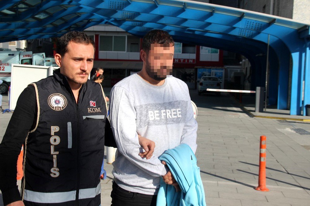 Konya merkezli 18 ilde FETÖ\'nün askeri yapılanmasına operasyon: 50 gözaltı