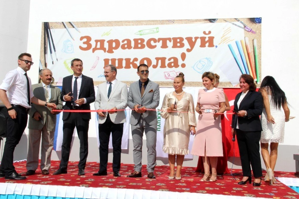 Özel Moskova Milletlerarası Okulu açıldı