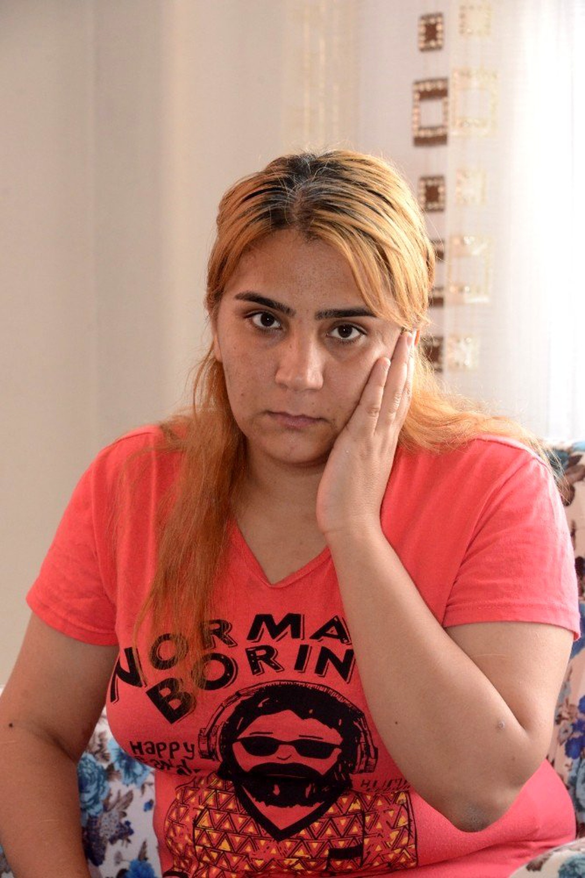 Sara nöbeti geçirdi, biyonik kulaklığını kaybetti