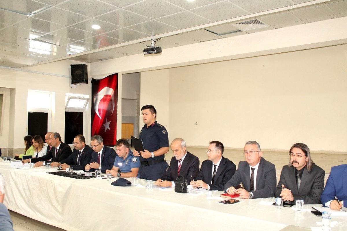 Tosya Jandarması hırsızlık ve ateşli silahlara karşı uyardı