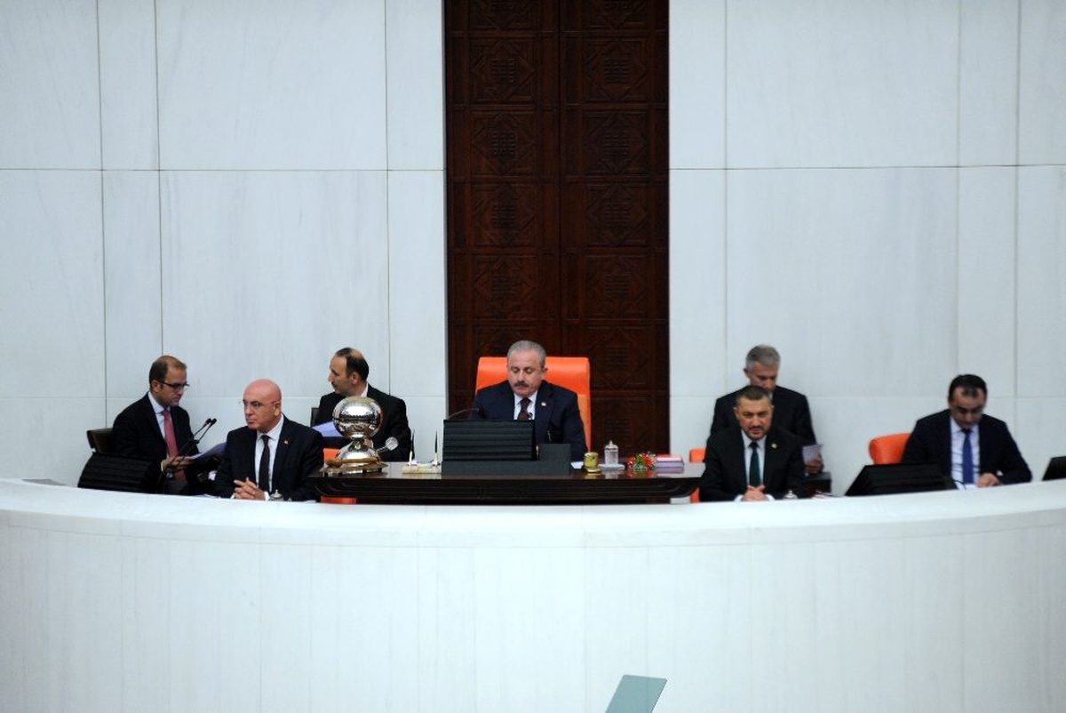 "Türkiye kendi sınırlarını aşan bir umudun ve insanlık davasının adıdır"