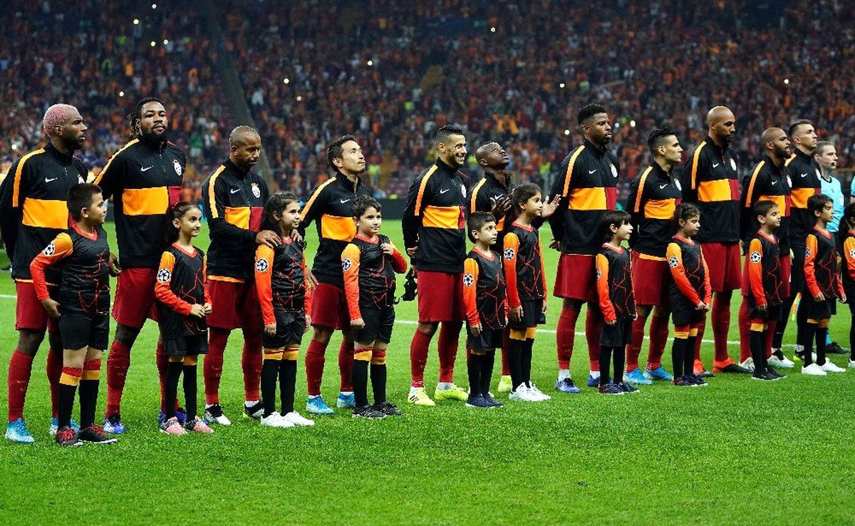 UEFA Şampiyonlar Lig: Galatasaray: 0 - Paris Saint Germain: 0 (Maç devam ediyor)