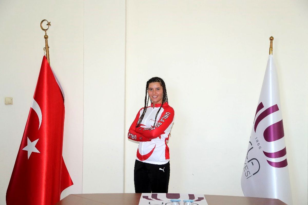 Urlalı milli sporcu Bircan Akpınar, Almanya\'da Türkiye\'yi temsil edecek