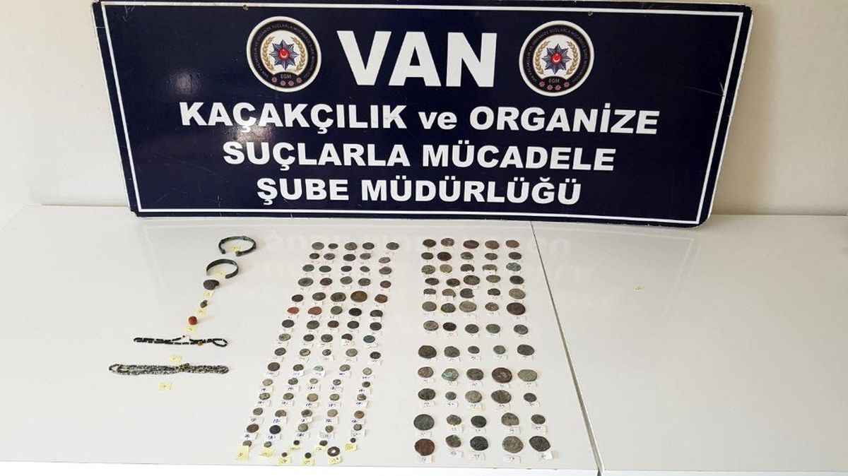 Van\'da tarihi eser operasyonu