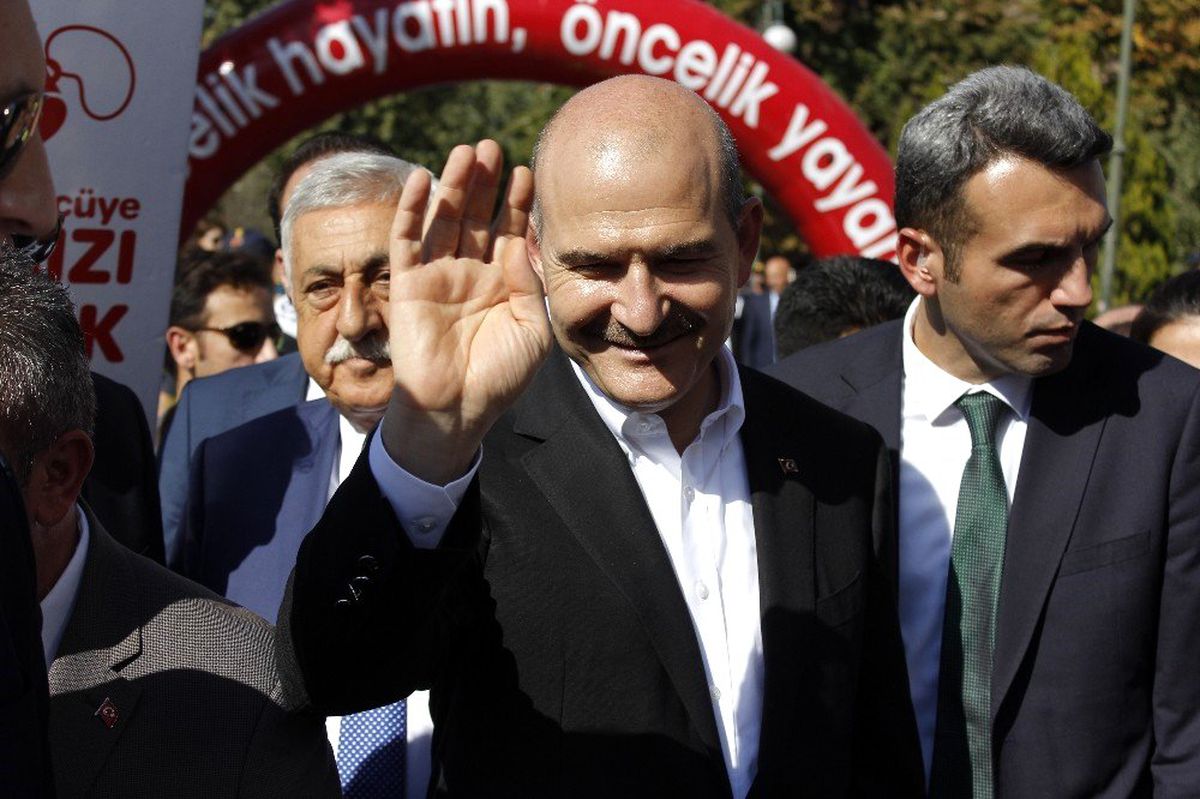 20 bin yaya geçidinde 200 bin görevli geçiş üstülüğünü denetledi