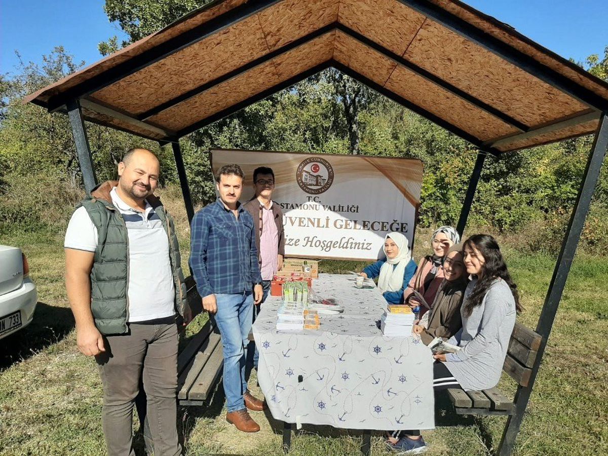 Araç\'ta öğrenciler, madde bağımlılığı konusunda bilgilendirildi