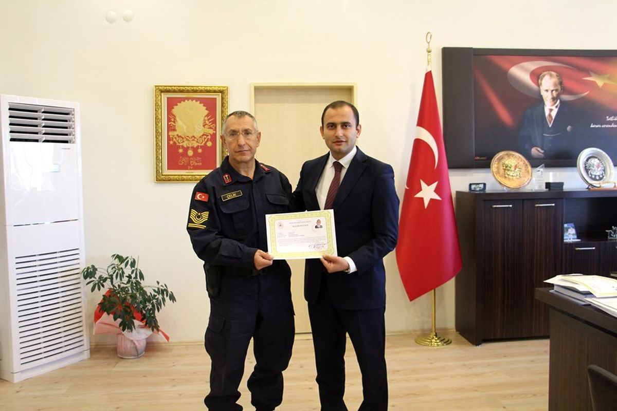Başarılı personel ödüllendirildi