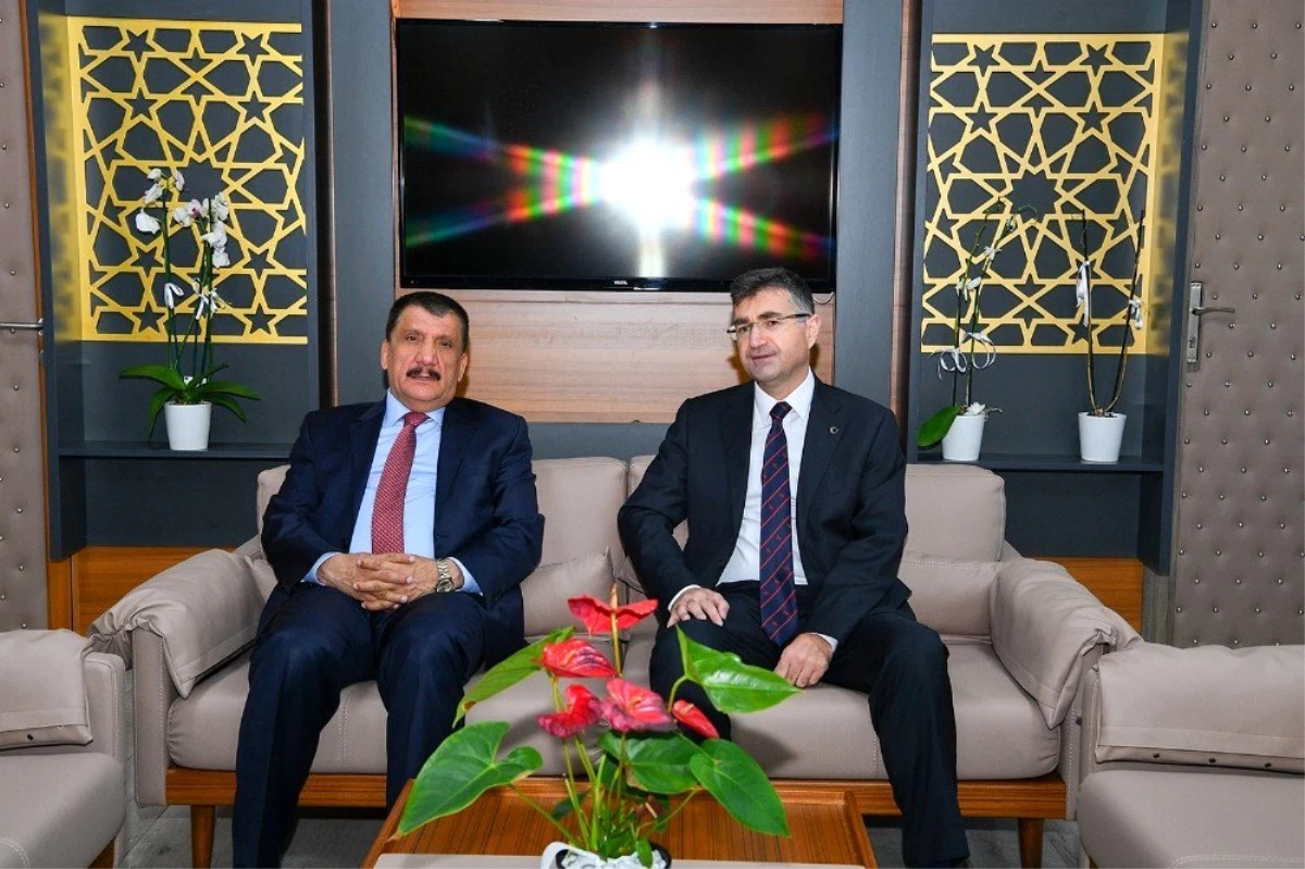 Başkan Gürkan\'dan Gümrük Müdürü Aydemir\'e ziyaret