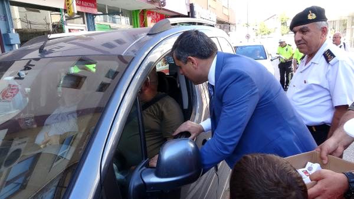 Çorum\'da \'yaya güvenliğinin nöbetçisiyiz\' etkinliği