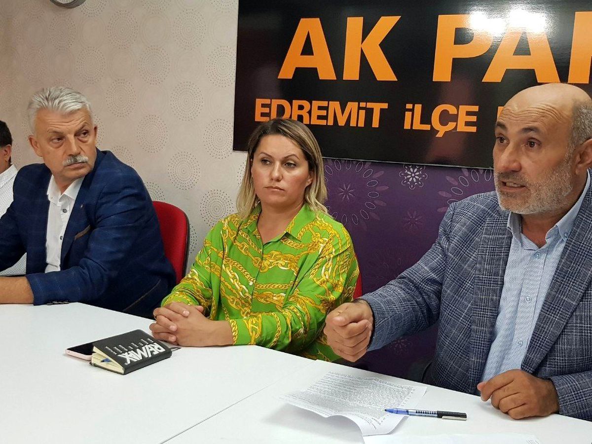 Edremit\'te meclis üyelerinin vekil başkan gerginliği