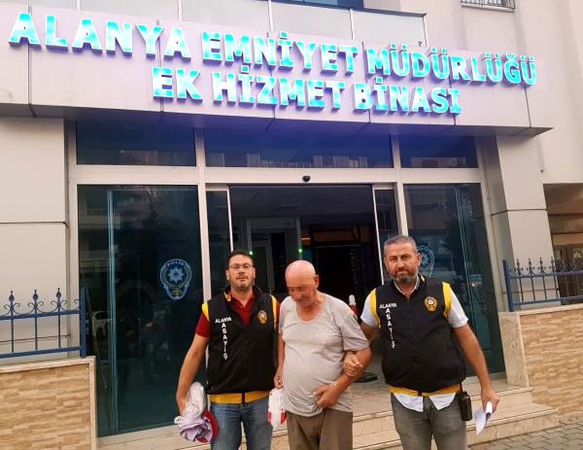 İki kişiyi dolandırmakla suçlanan 76 yaşındaki şüpheli yakalandı
