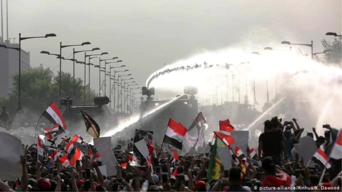 Irak\'ta gösterilerin ikinci gününde de kan aktı