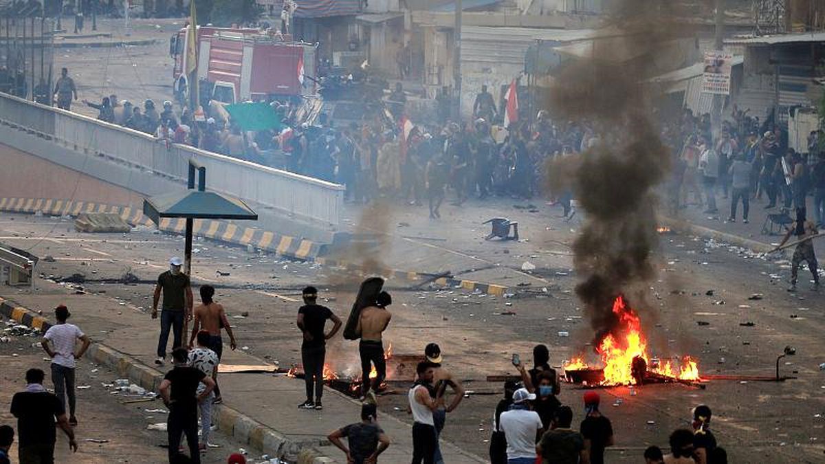 Irak\'ta yolsuzluk protestoları ülke geneline yayıldı: Olaylarda 5 kişi öldü