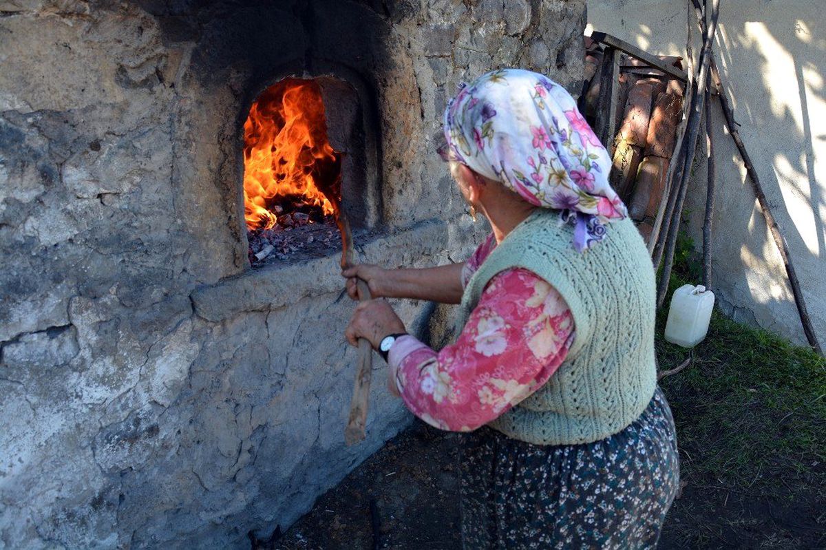 Karadeniz usulü sebzeler kurutuluyor