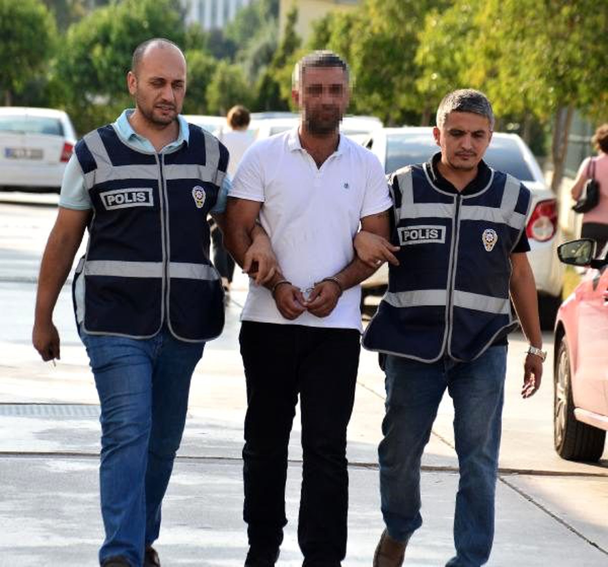 Korna çalan sürücüyü bıçaklayan zanlı yakalandı