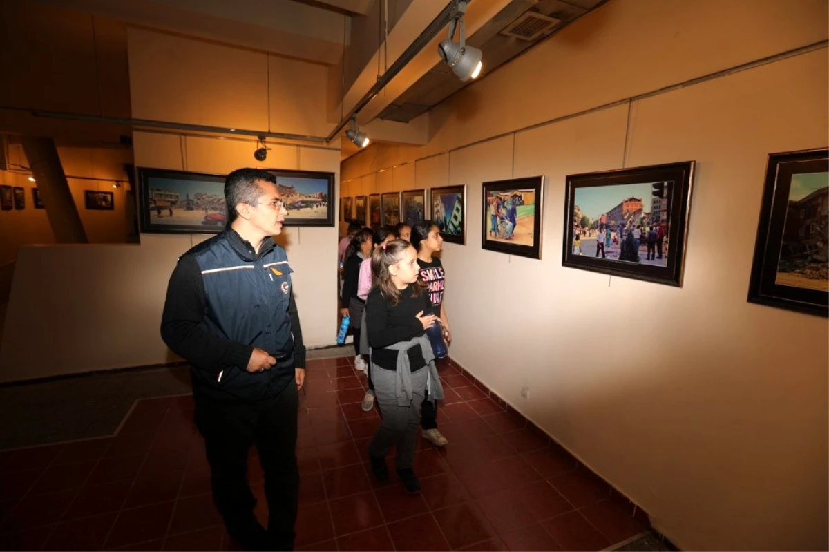 Öğrenciler, Deprem Müzesi\'nde afet eğitimi aldı