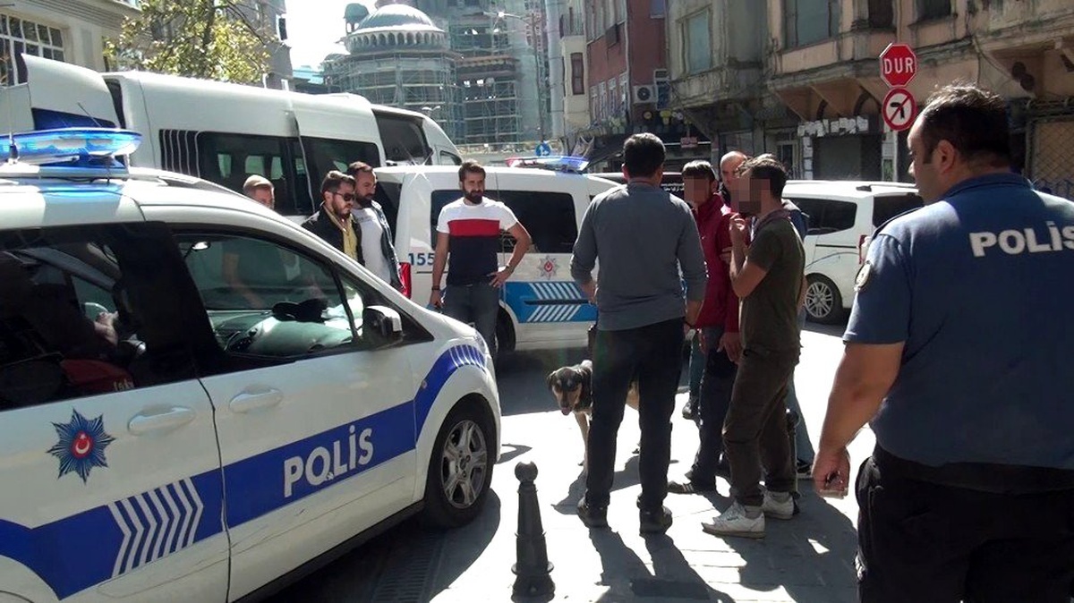 (Özel) Sokak köpeği yüzünden çıkan tartışmada kan aktı