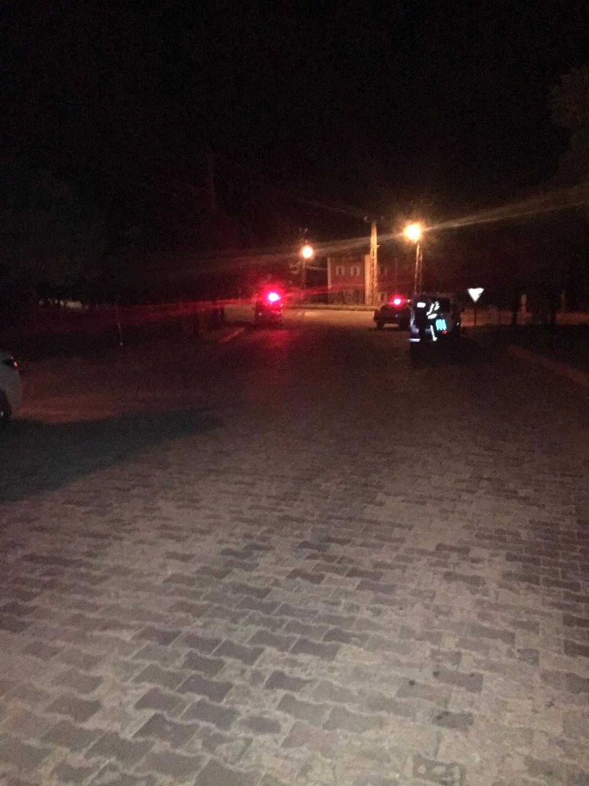 Polisin \'dur\' ihtarı sonrası kaçan otomobilde uyuşturucu tacirleri yakalandı