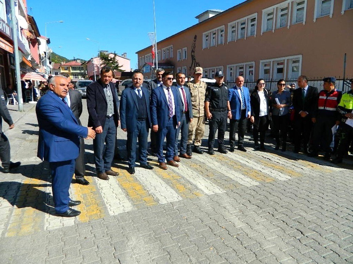 Posof\'ta "Yaya Güvenliğinin Nöbetçisiyiz" etkinliği