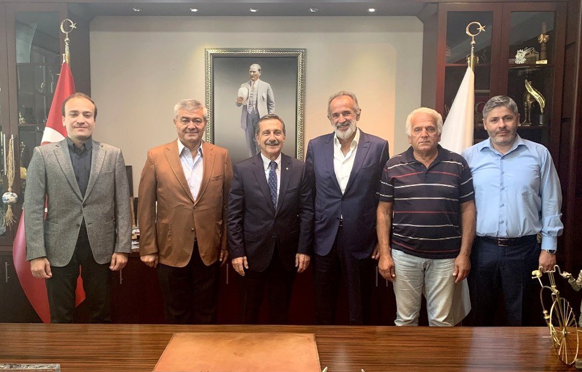 Tenis Kulübünden Ataç\'a ziyaret