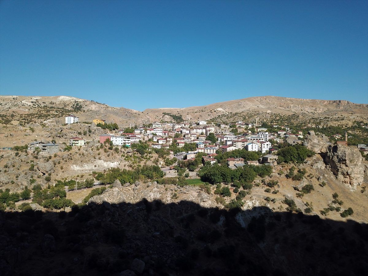 Tunceli\'deki "kaya odalar" hayran bırakıyor