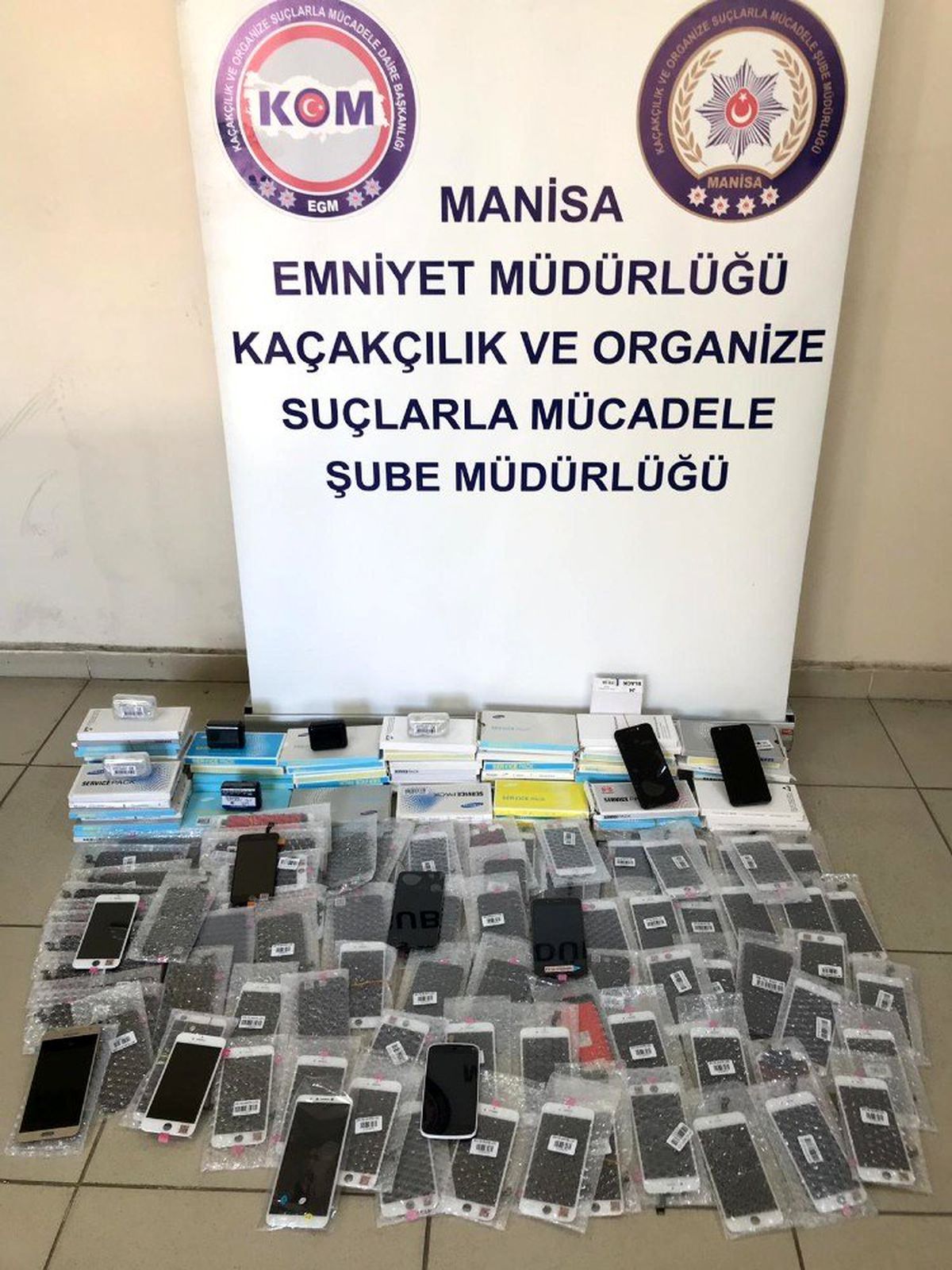 Turgutlu\'da kaçak teknolojiye baskın