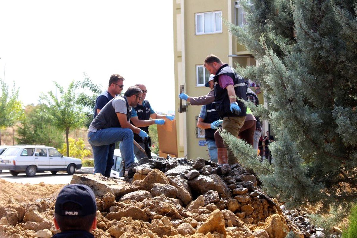 Uşak\'ta polis 13 yıl önce işlenen cinayeti aydınlattı