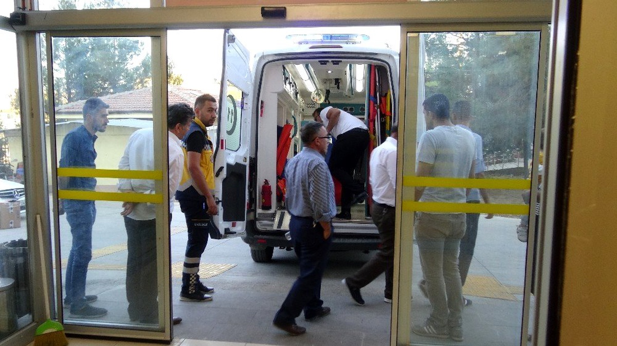 Yüksek gerilim hattına kapılan 4 çocuk babası hayatını kaybetti