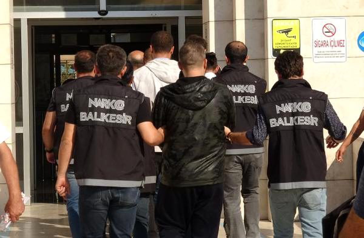 1,5 milyon liralık uyuşturucu hap ile yakalandılar