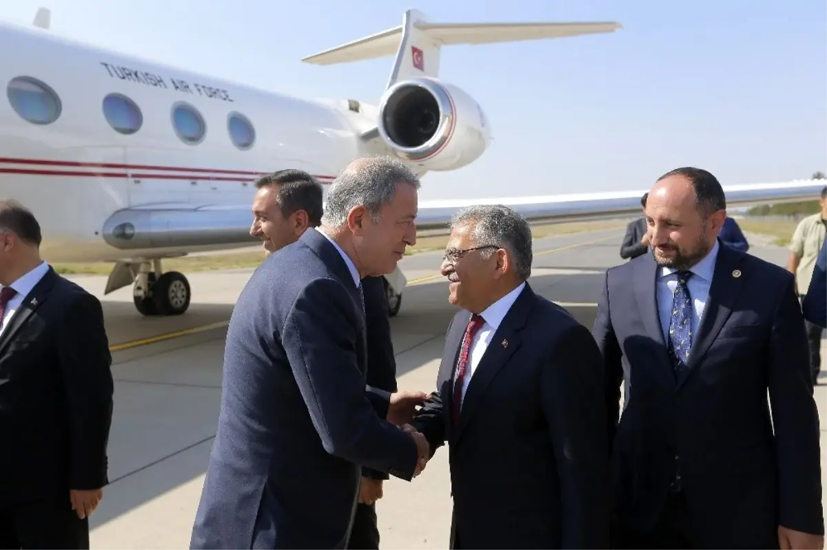 Bakan Turhan: "Kayseri\'ye hak ettiği projeleri tahsis edeceğiz"