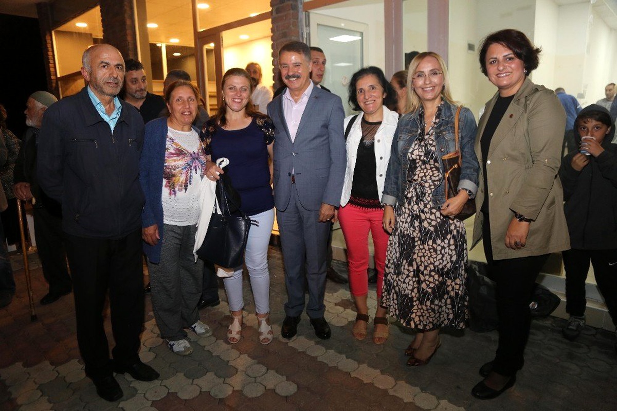 Başkan Deveci: "Atakum\'un çocuklarına iş istiyorum"