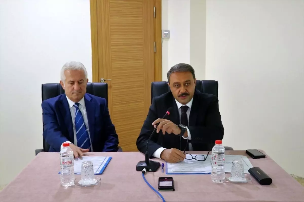 Burdur Valisi Hasan Şıldak " Burdur\'da 2019 Yılında 274 projeye ayrılan ödenek miktarı 379 milyon...