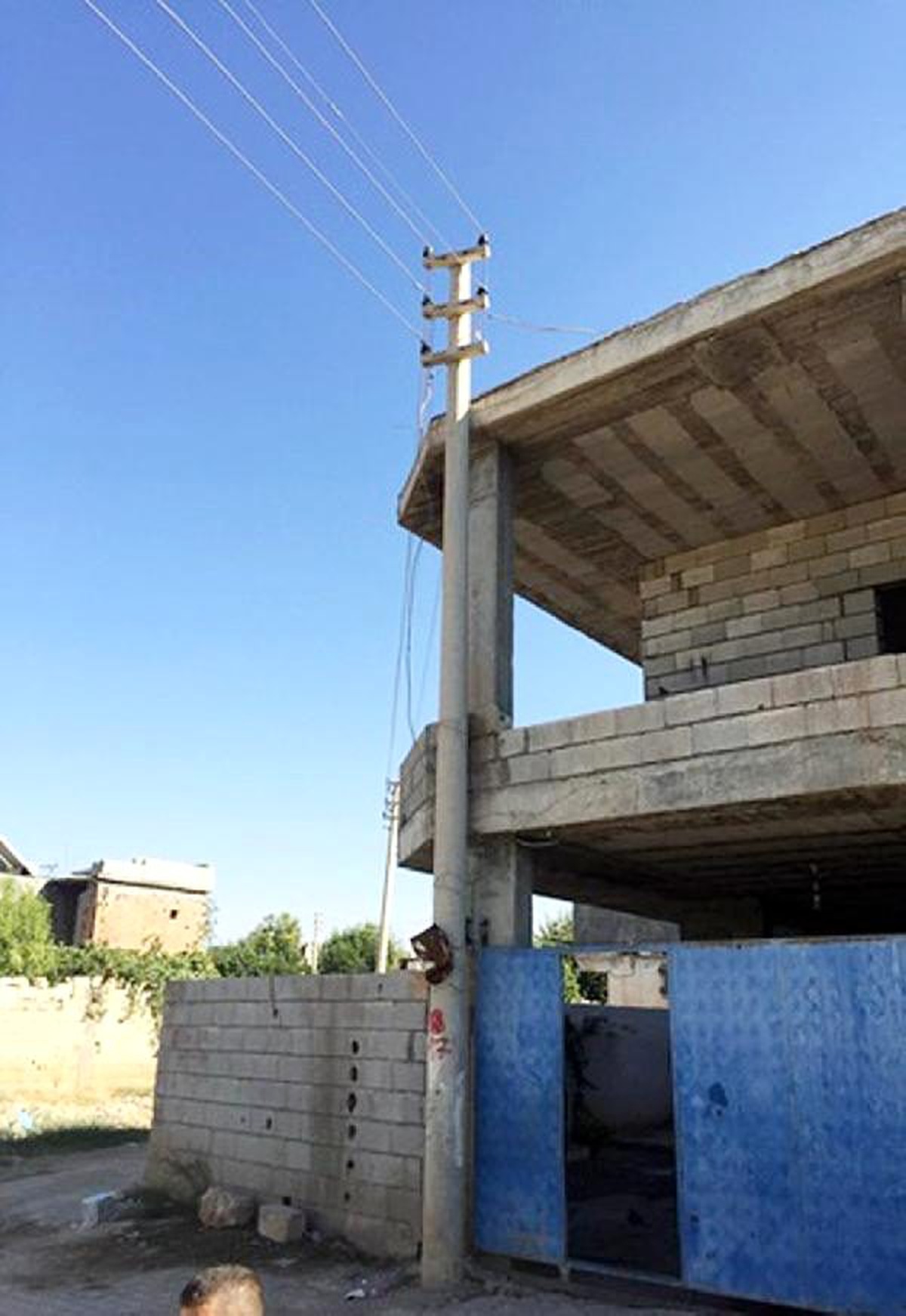 Dedaş\'tan enerji nakil hatları ile yapılar arasında mesafe uyarısı