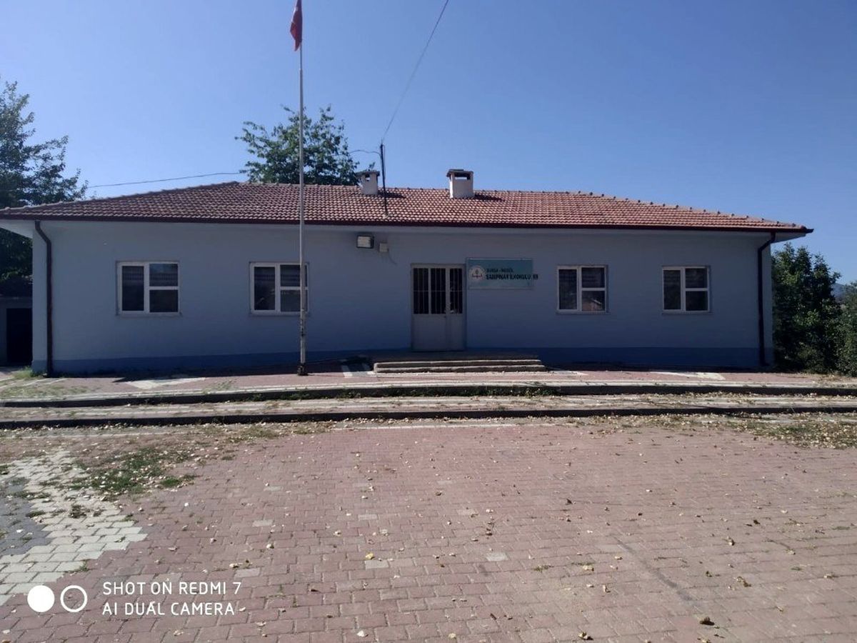 Deprem sonrası okul kapatıldı