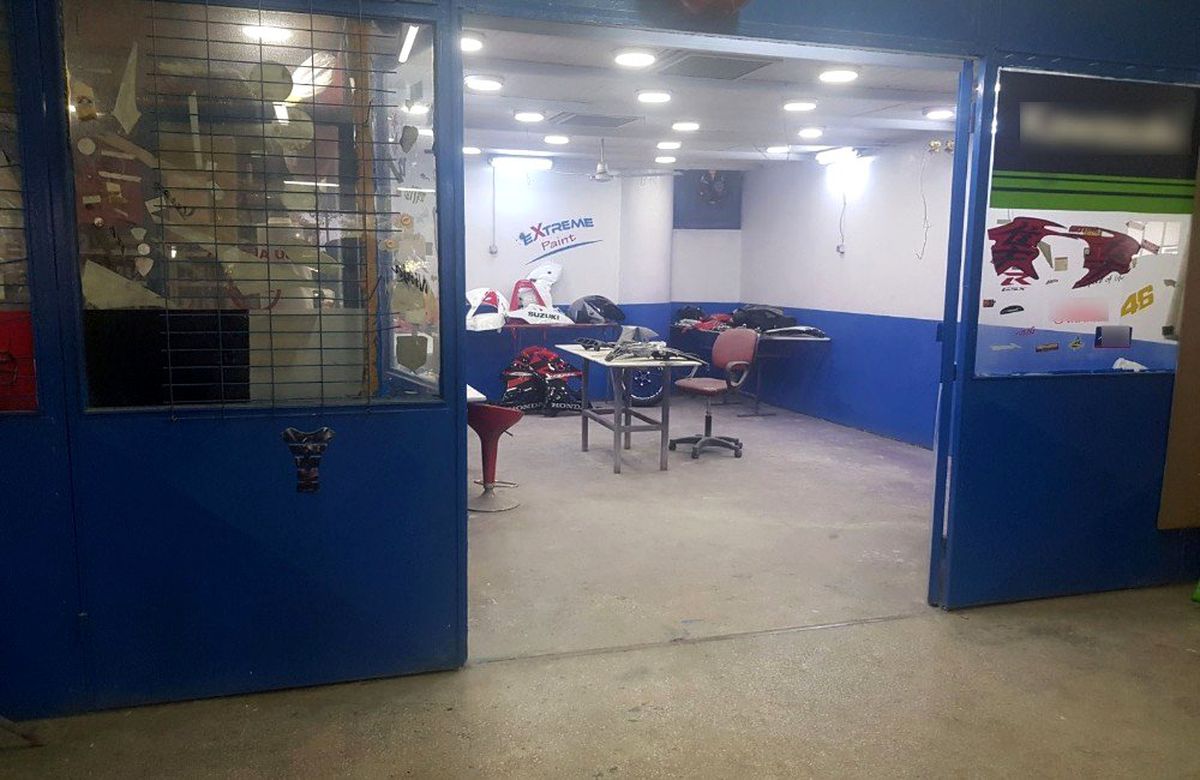 Dilendiği iş merkezinde cep telefonu çaldı
