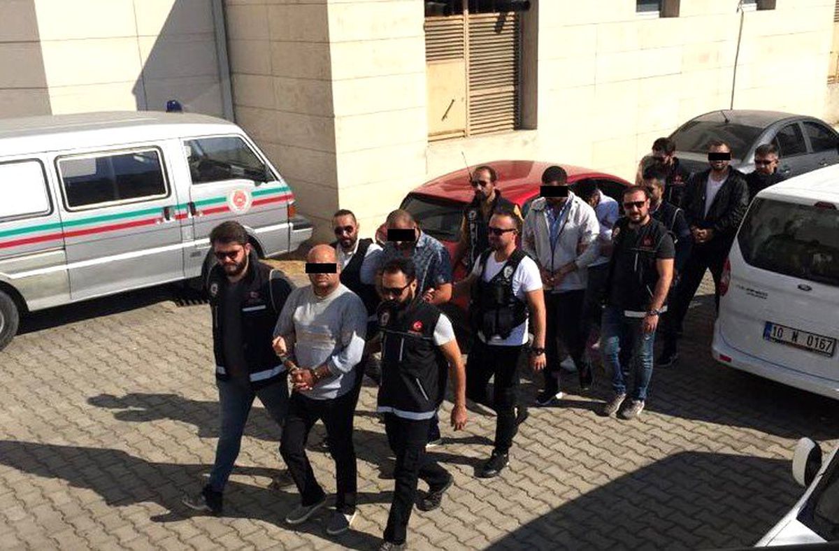Edremit\'te narkotik operasyonunda 5 kişi tutuklandı