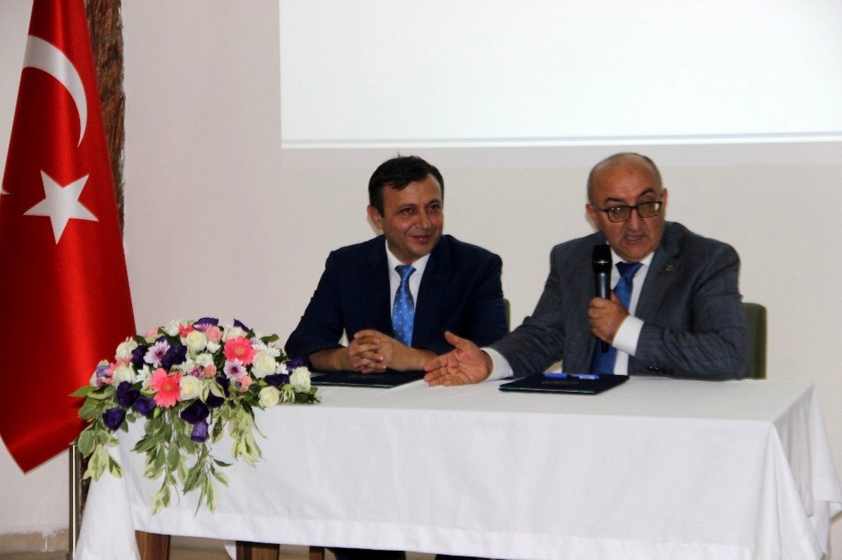 ERÜ Rektörü Mustafa Çalış: "Üniversitemiz, ülkemizin kalkınma planları için ileri teknoloji...