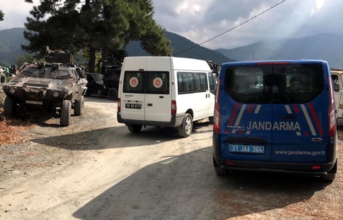 Hatay\'da zırhlı araç devrildi: 2 şehit, 5 yaralı