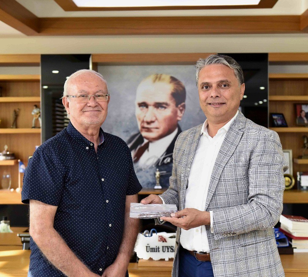 Kaleiçi\'ni ve yöresel ürünleri konuştular