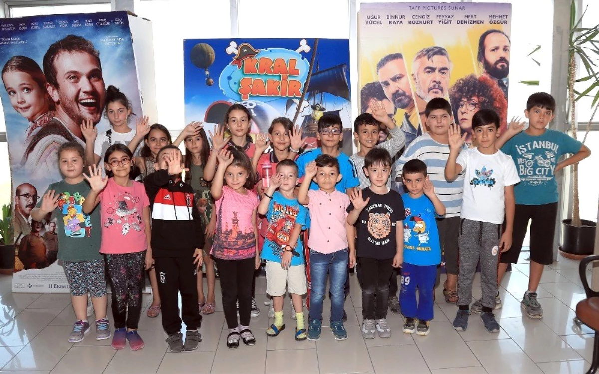 Minikler Pamukkale Belediyesi sayesinde sinemayla tanıştı