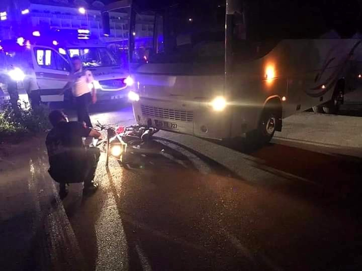 Motosiklet kazasında yaralanan genç kız, yaşam mücadelesini kaybetti