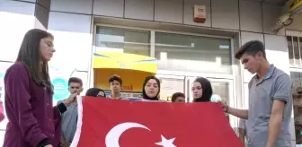 Öğrencilerden 15 Temmuz şehitlerine ve gazilere mektup