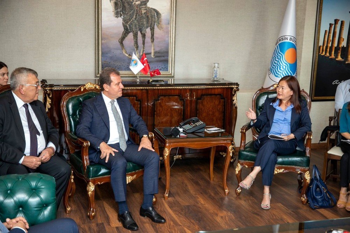 Seçer, Fransız Kalkınma Ajansı\'ndan 24 milyon Euroluk hibe talebinde bulundu