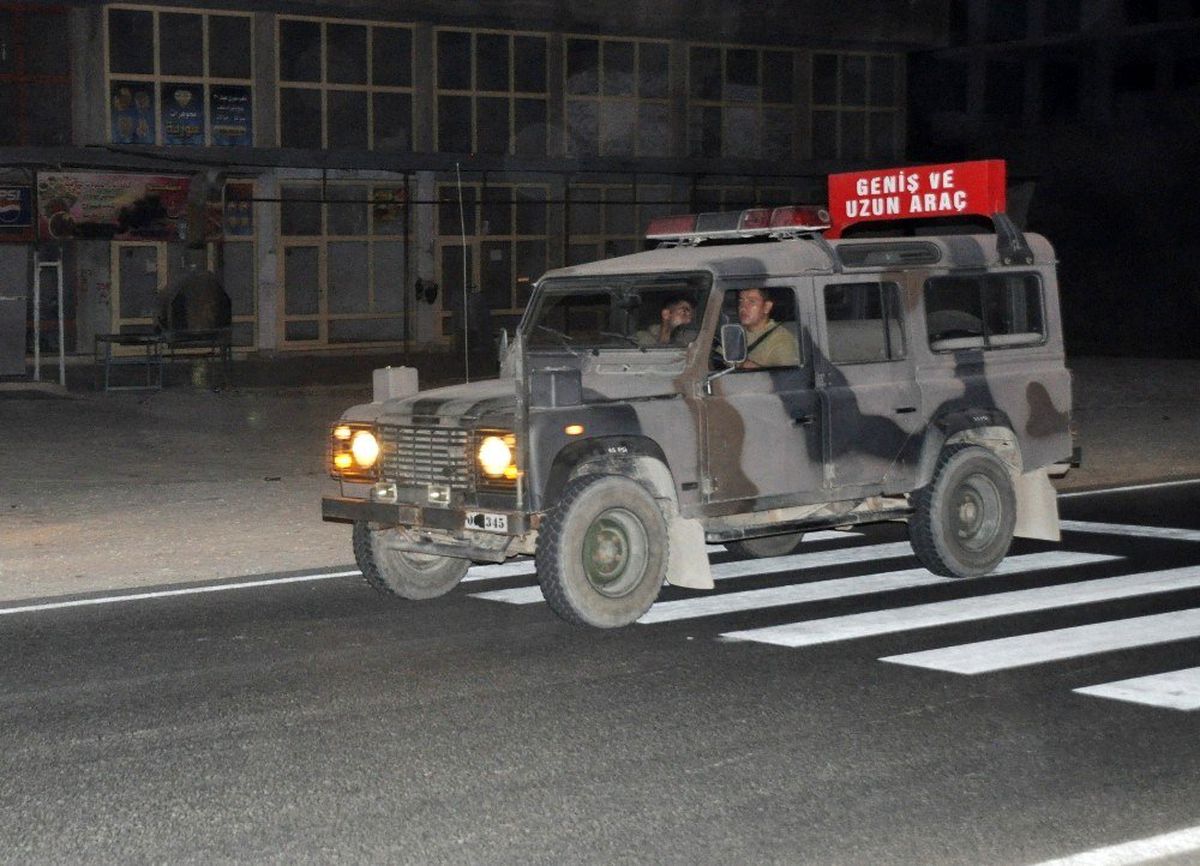 Suriye sınırına askeri sevkiyat