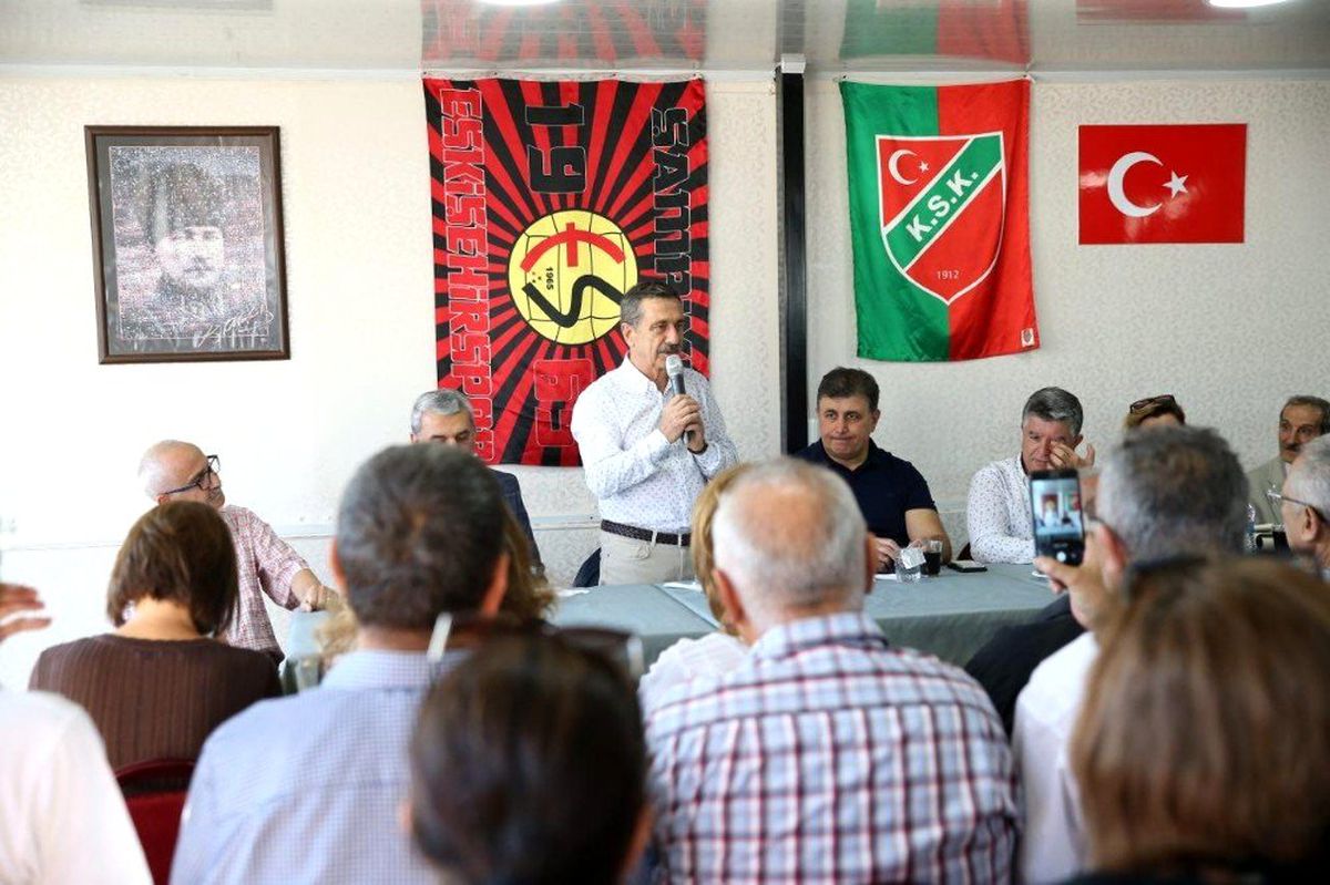 Tepebaşı Belediye Başkanı Ahmet Ataç\'tan Karşıyaka\'ya ziyaret